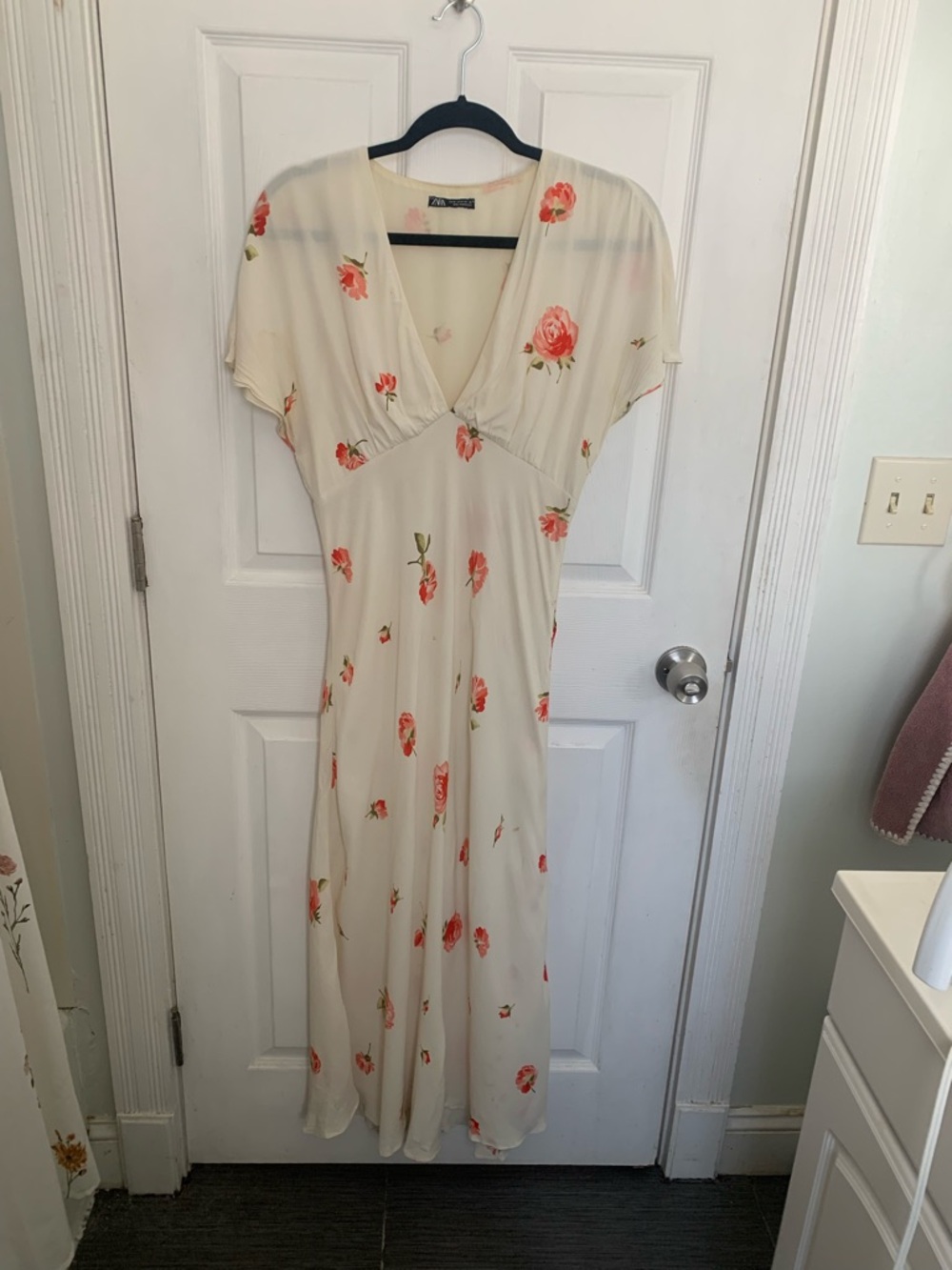 Zara Cream Maxi Dress with Coral Rose Print